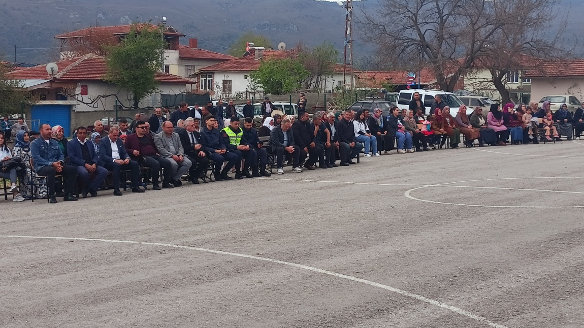 23 Nisan Ulusal Eğemenlik ve Çocuk Bayramı kıymetli misafirlerimizin yoğun katılımı ve coşkusuyla kutlandı.